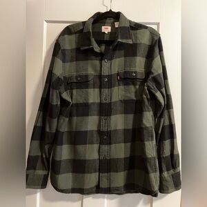 Levi's Men's Green and Black Plaid Shirt